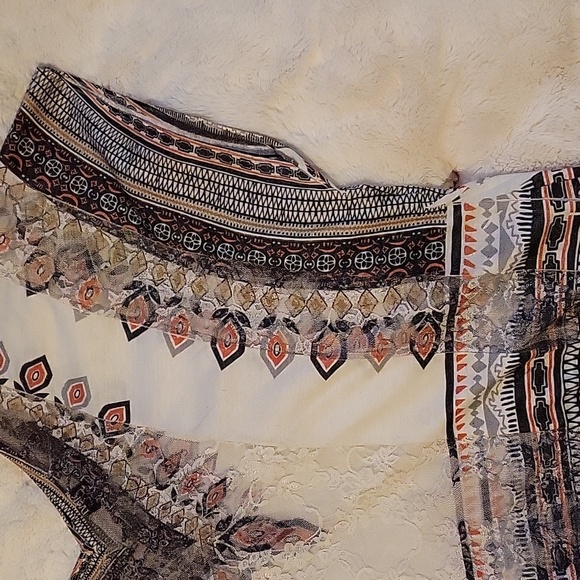 Simons Twik white shirt with pattern and lace M - Picture 5 of 8